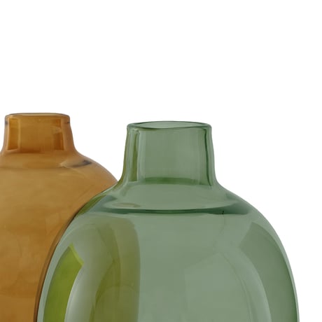 COLOR GRASS FLOWER VASE / 植物の色彩を引き立てる、アンバーとグリーンの温かみのあるフラワーベース