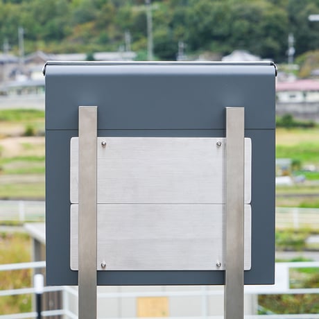 STAINLESS POST STAND / 錆びにくいステンレス素材のポストスタンド / シンプルエントランス