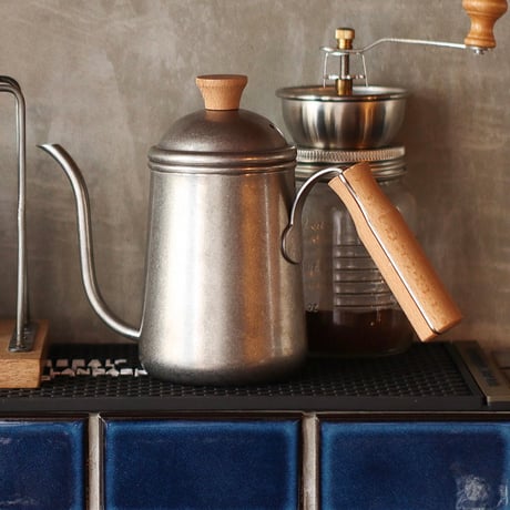 使い込まれたビンテージ食器のようなマットな質感のケトル / GRACE COFFEE KETTLE  / コーヒーケトル 650ml / 直火使用可