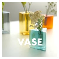 GRASS FLOWER VASE by AXCIS / トライアングル ガラスベース / トライアングル  / AMBER , GREEN / フラワーベース / 一輪挿し ▷2個セット