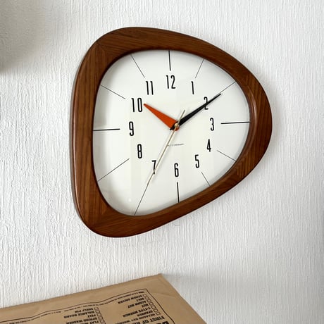 ミッドセンチュリーなデザインの掛け時計 / Kino Wall Clock / 掛け時計 / ウォールクロック / interform