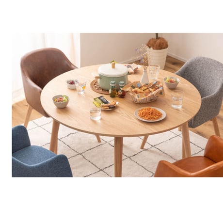 ROUND DINING TABLE 110 / 北欧風デザインのナチュラルな円形テーブル / 4人用 テーブル