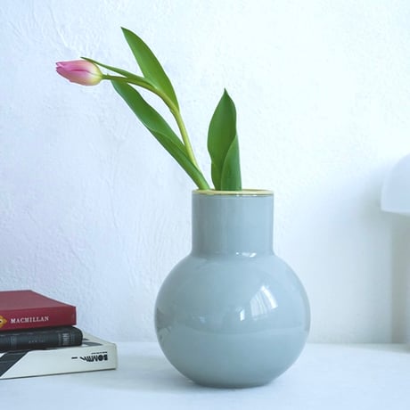GRASS VASE 03 / Lサイズ /  花をいけてない時もオブジェや雑貨のような存在感でインテリアに個性をプラス