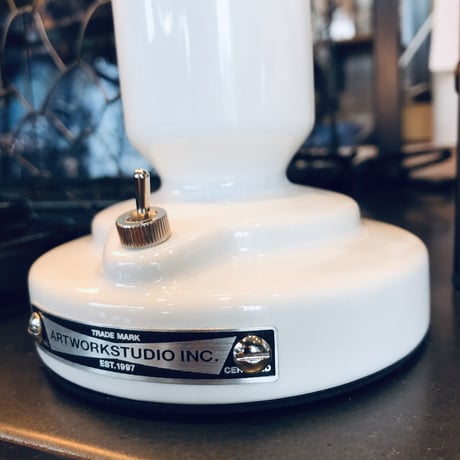 シンプルで明るいセラミック製の卓上ランプ / TABLE LAMP / Compass Stand  / ARTWORK STUDIO デスクランプ スタンドランプ / 電球選択