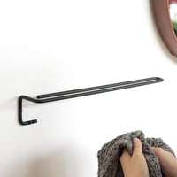 ren TOWEL HANGER / Sサイズ, Mサイズ / フェイスタオルを折らずに掛けられるスタイリッシュなタオルハンガー / ブラック ネジ付き