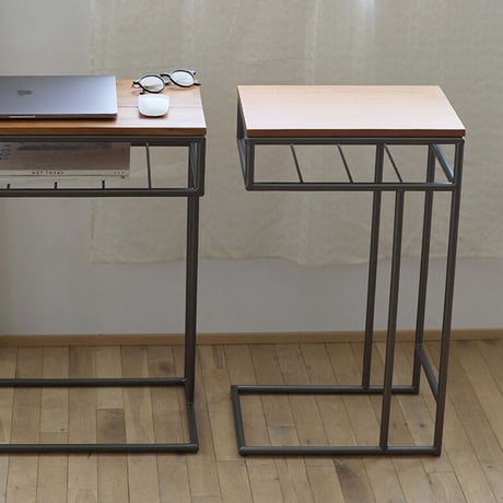 マホガニー材とアイアンのサイドテーブル / Horn Please MADE / SIDE TABLE / ソファサイド / ベッドサイドテーブル インダストリアル