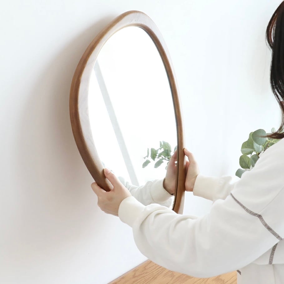 VINTAGE NATURAL WALL MIRROR / 曲線が美しい 天然木 オーク材の壁