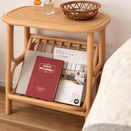 RATTAN SIDE TABLE with MAGAZINE RACK / 丸みを帯びたシルエットがかわいい マガジンラック付きラタンサイドテーブル