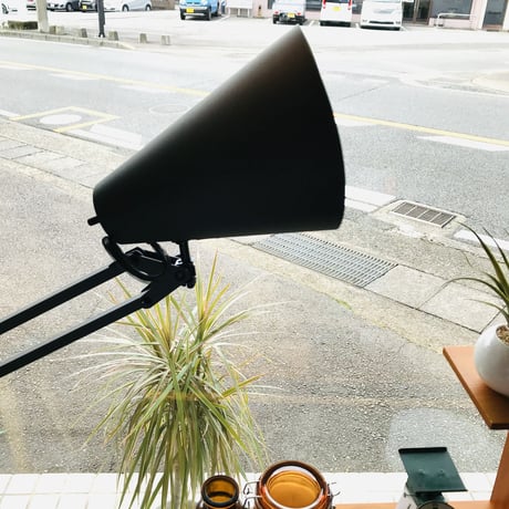 SNAIL DESK ARM LIGHT / 角度も自由自在に調整可能なおしゃれなデスクライト / DESK LIGHT  / ART WORK STUDIO / デスクライト アームライト