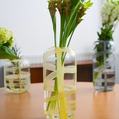 SUMU GRASS VASE / Lサイズ / 北欧の霧景色を思わせるような淡いカラーリングのビッグガラスベース / YELLOW , GRAY