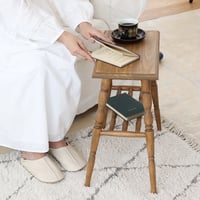 PINE WOOD SIDE TABLE / 天然木 パイン材を使ったサイドテーブル / ナチュラルインテリア / アンティーク  ナインマーケ/ 約w480×d285×h500mm