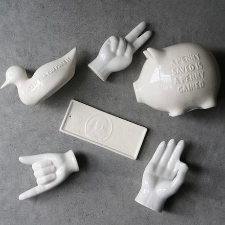 Piggy Bank｜ぼってりとしたヴィンテージの風合いのブタの貯金額