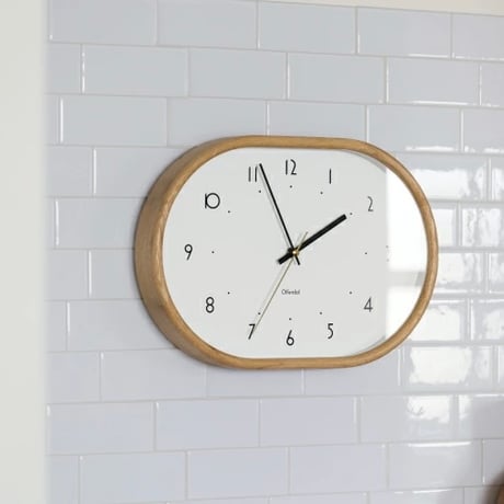 Mutka wall clock / 人気の北欧テイストやナチュラルスタイルのコーディネートに合わせやすいデザイン / 掛け時計 時計 壁時計 / ウォールクロック 北欧 / リビングダイニング