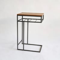 マホガニー材とアイアンのサイドテーブル / Horn Please MADE / SIDE TABLE / ソファサイド / ベッドサイドテーブル インダストリアル