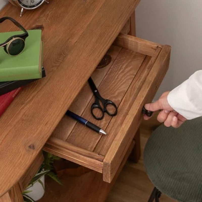 OLD PINE WOOD CONSOLE TABLE / 古材を使った雰囲気のあるコンソール