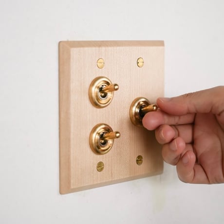 AXCIS.INC / WOOD + BRASS SWITCH PLATE / ウッデンプレートスイッチ メープル / 1,2,3,4スイッチ