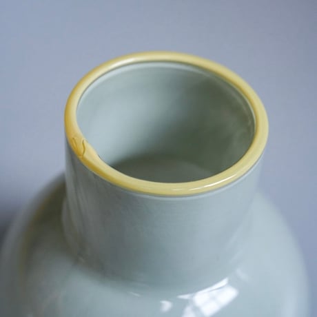 GRASS VASE 03 / Lサイズ /  花をいけてない時もオブジェや雑貨のような存在感でインテリアに個性をプラス