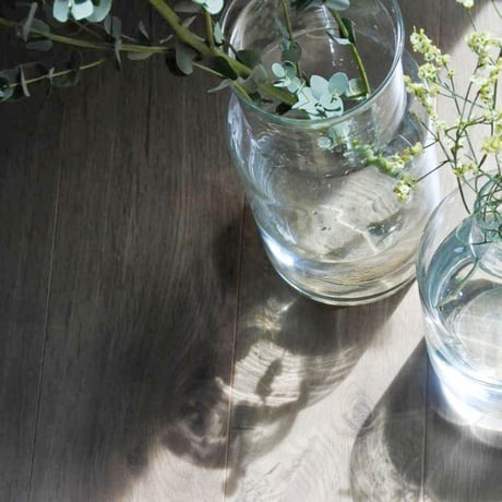 REUSE GLASS BASE  / 大ぶりな枝物から季節のお花まできれいに映え、どんなお部屋にも合うデザイン / フラワーベース / H30cm