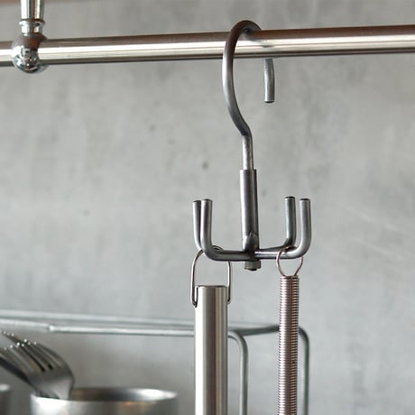 ROLLING HOOK 02 / INDUSTRIAL / 無骨さと機能美を兼ね備えた回転式のハンギングフック / 2個セット