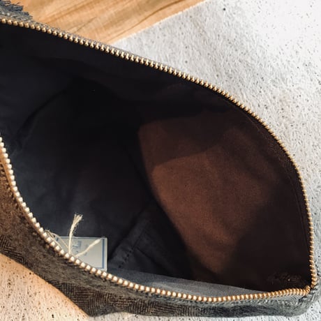 Horn please made / WOOL POUCH  GY / ヘリンボーンチェック / ウールポーチ / 化粧ポーチ