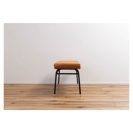 LEATHER DINING BENCH / 本革のヴィンテージライクなベンチ / 2人掛け / カフェインテリア / ブルックリンスタイル / ダイニングベンチ / フロアチェア / 牛本革