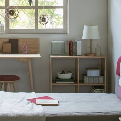 NATURAL WOOD SHELF 2×2 / 木の温もりを感じるナチュラルなスタイリングのシェルフ
