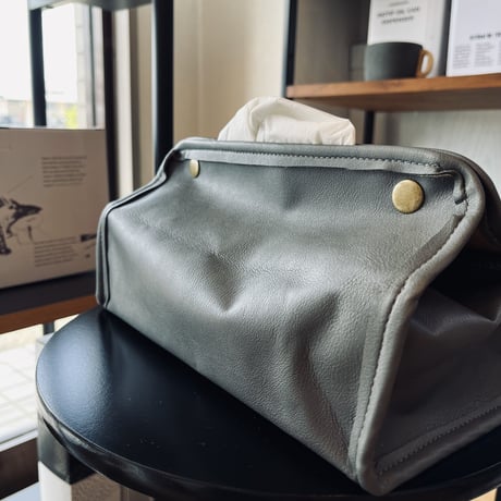合皮素材のシンプルな収納ケース / ティッシュケース / ストレージボックス / ウォールポケット6  ▷DARK GRAY / 壁面収納 / レター収納