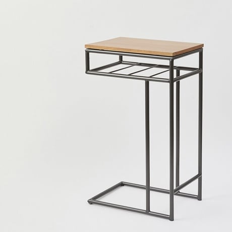 マホガニー材とアイアンのサイドテーブル / Horn Please MADE / SIDE TABLE / ソファサイド / ベッドサイドテーブル インダストリアル