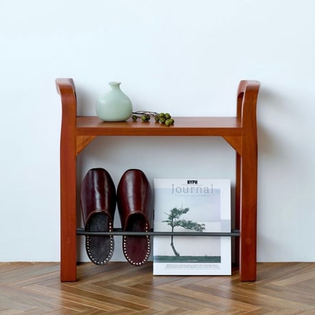 Mahogany wood stand / 耐水性・耐久性に優れたマボガニー材の飾り棚 / 省スペースの飾りを楽しむ / ラック / スツール
