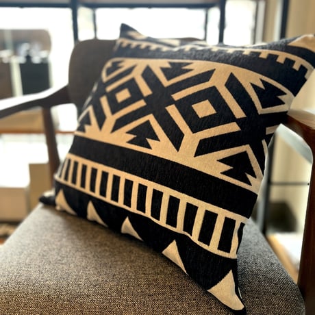 ORTEGA CUSHION COVER / BLACK 45×45cm / クッション / クッションカバー / オルテガ