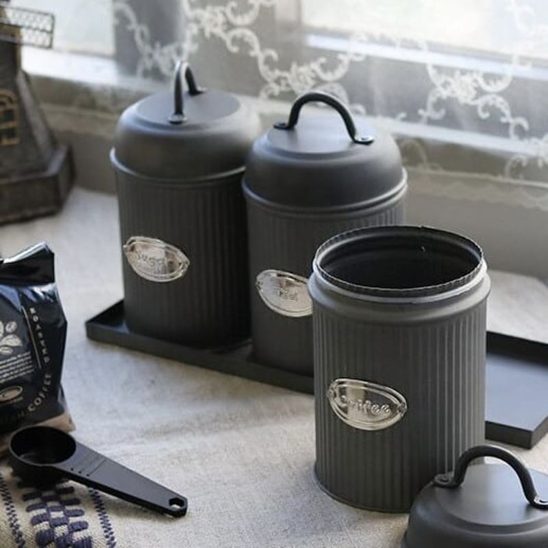 置かれているだけで絵になる雰囲気のキッチンキャニスター3個セット+