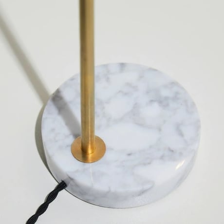 Barcelona desk-lamp / タッチスイッチの卓上照明 / デスクランプ テーブルランプ / BLACK , BRASS by ARTWORK STUDIO