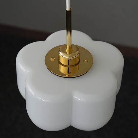 PENDANT LIGHT 60 / 150 / 優雅で上品なフォルムが目を惹くガラスペンダント照明 / LED電球 選択 / GOLD , BLACK / Flora