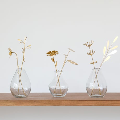 ART FLOWER 03 / 繊細なフォルムに落ち着いたゴールドカラーが映えるスチール製のアートフラワーセット / TYPE A , B , C