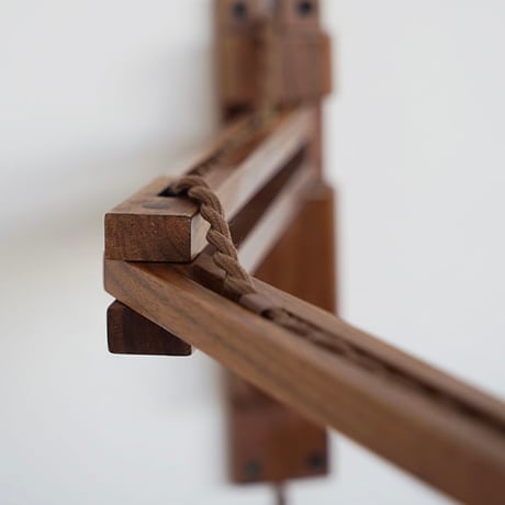 Wood Bracket zig / ピエニ サークル シェード / E17 コンセント灯具 選択 / ウォールナット材 / 壁付け照明 / ルームランプ