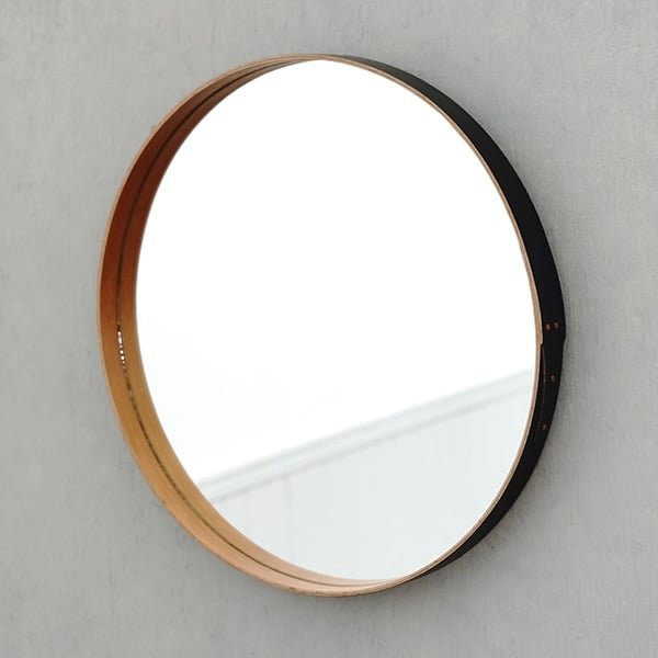 SHAKER BLACK ROUND MIRROR 320 / 端正な雰囲気のシェーカーミラー