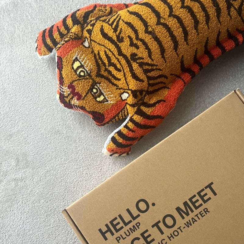 PLUMP ELECTRIC HOT WATER BAG & CUSHION TIGER /