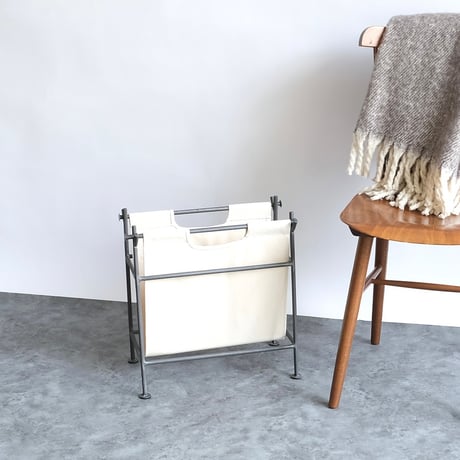 iron × canvas magazine rack / 汚れたら洗えるキャンバス生地のマガジンラック / shesay iron furniture