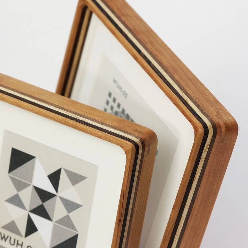 WOOD FRAME 04 / 贅沢な素材と品質の高い木製フレーム | LISTAND 公式オ