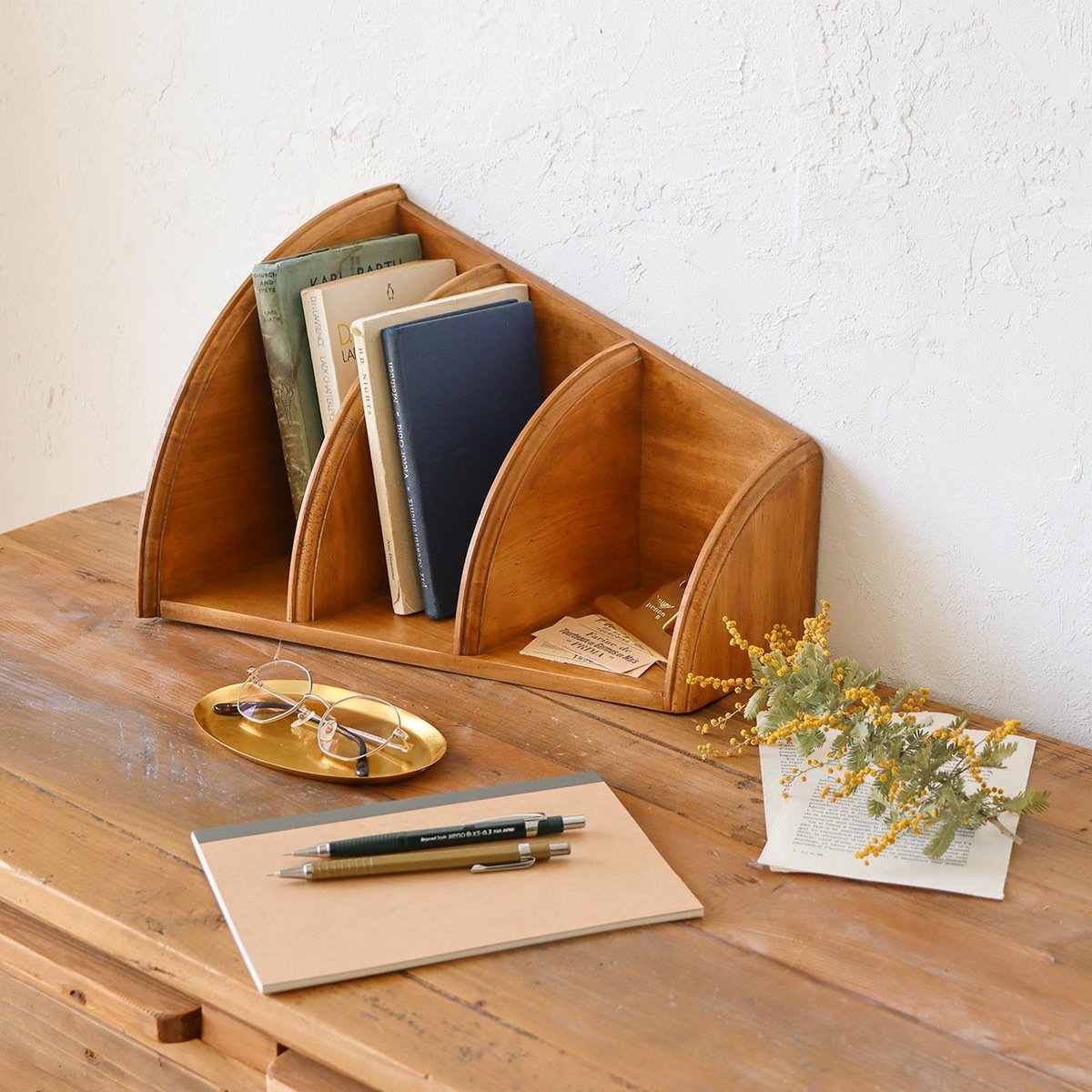 ハンドメイド パイン集成材 ブックスタンド PINE WOOD CORNER STAND / パイン材を使用した縦置き横置き