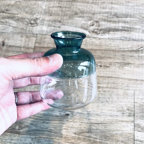 FLOWER VASE / ガラスベース / フラワーベース / 一輪挿し / GREEN / HOMESTEAD