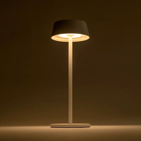 Olika CORDLESS LED TABLE LIGHT / タッチセンサー式 / フロアライト / フロアランプ /コードレス 充電式 / ホワイト , グレージュ , ブラック