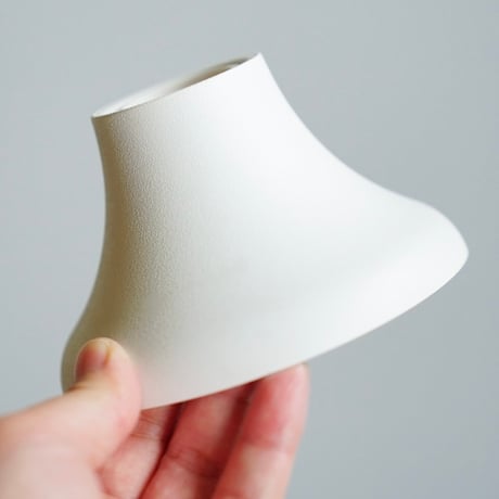 Flare ceiling light / white , gray / シンプルでモダンな工事不要のシーリングライト / 天井照明