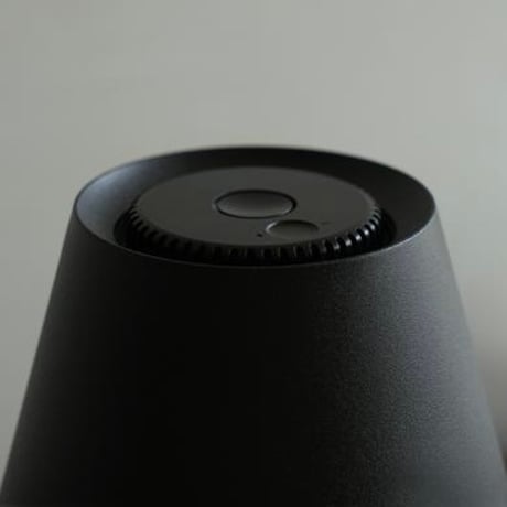 PLANTE portable lamp / WHITE ,BLACK / Sサイズ , Lサイズ / LED照明 / 持ち運び可