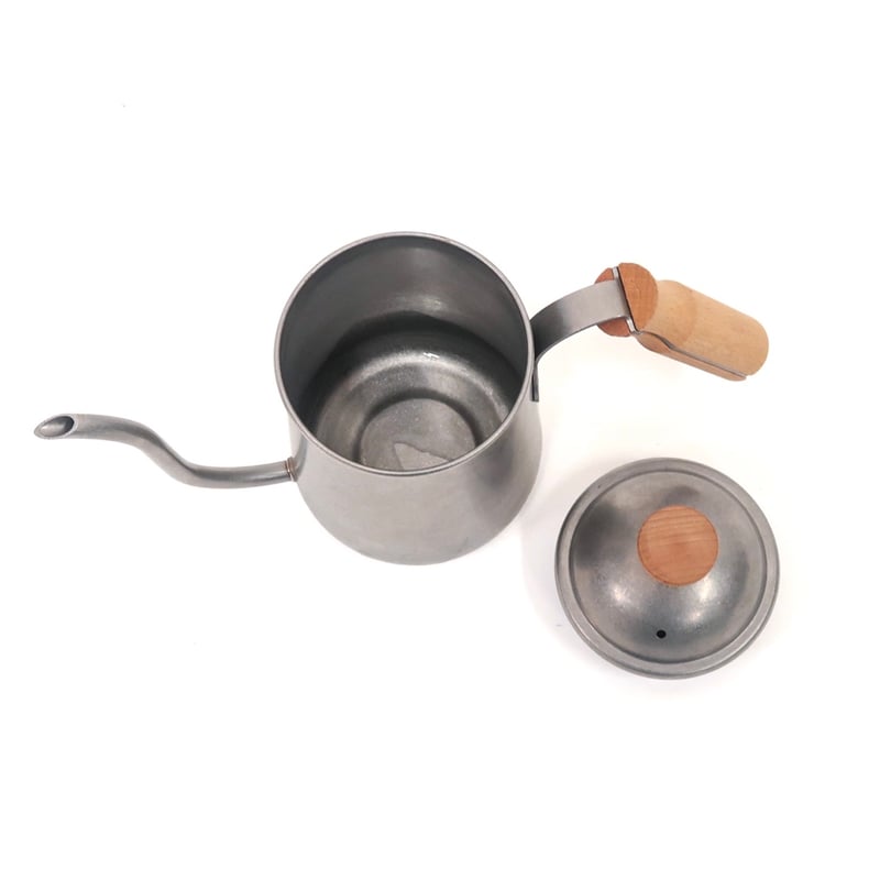 使い込まれたビンテージ食器のようなマットな質感のケトル / GRACE