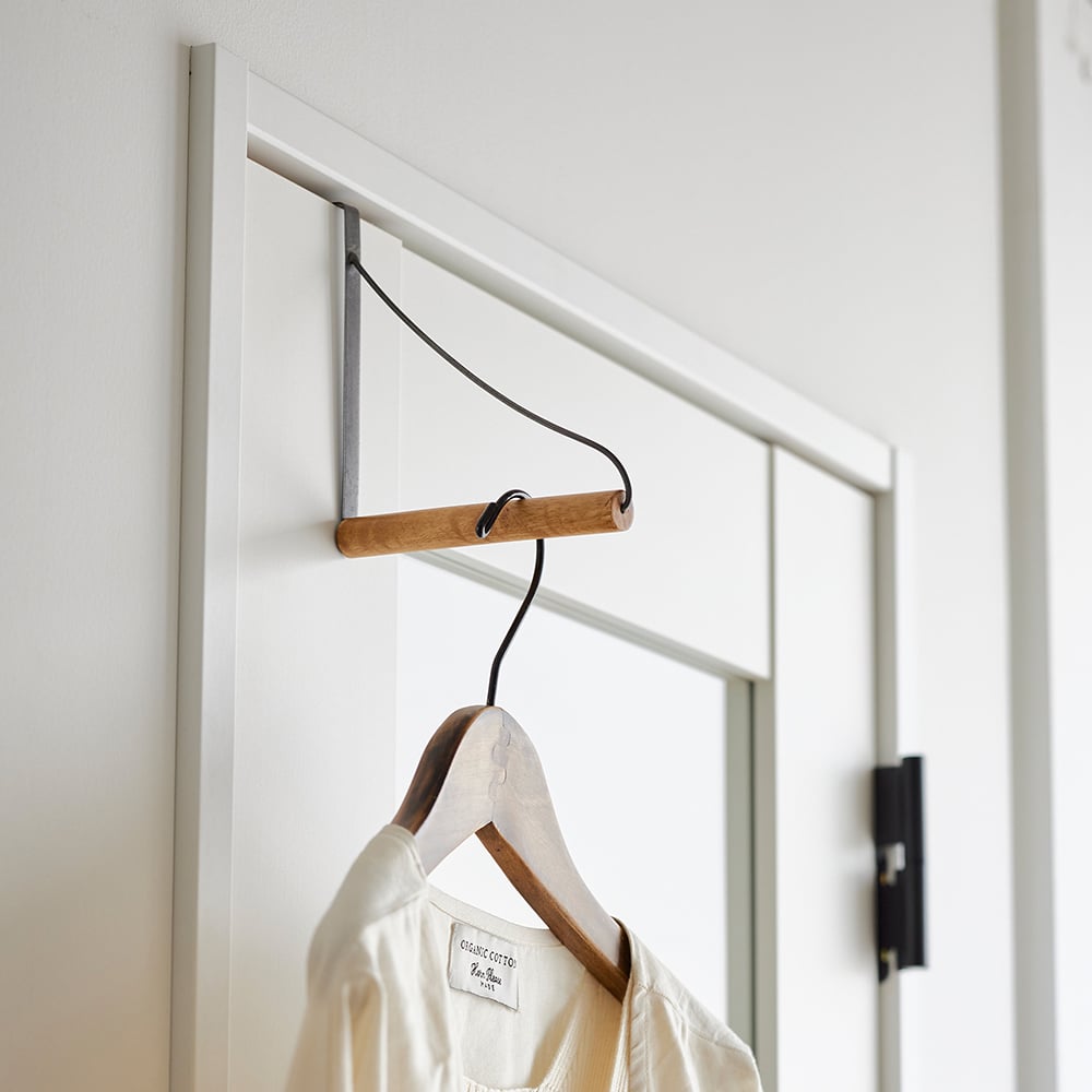 DOOR HANGER HOOK / インテリアに馴染みやすいデザインのドア掛け