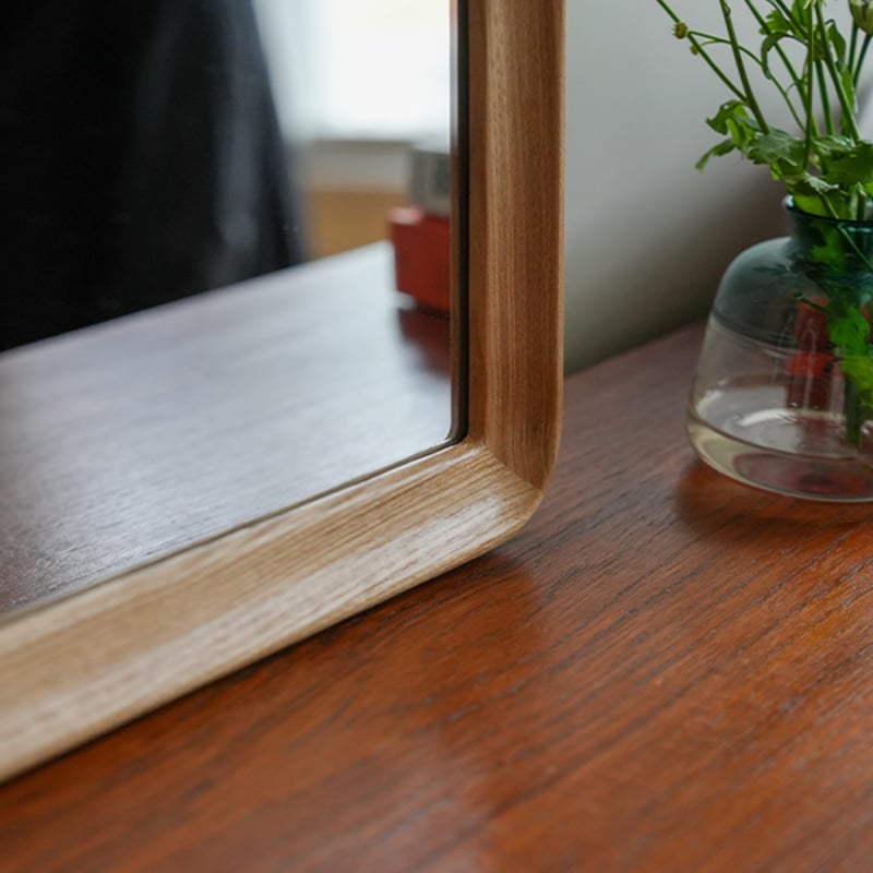 MOI wall mirror arch / 程良い厚みが愛らしい 天然木のアーチ型