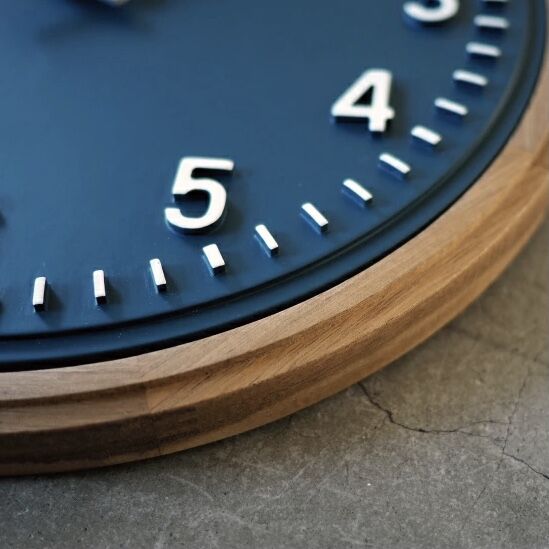Ekolu wall clock