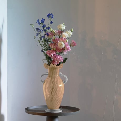 Quyen grass vase / 花を活けてもそのまま置いても美しいデザインのガラスベース