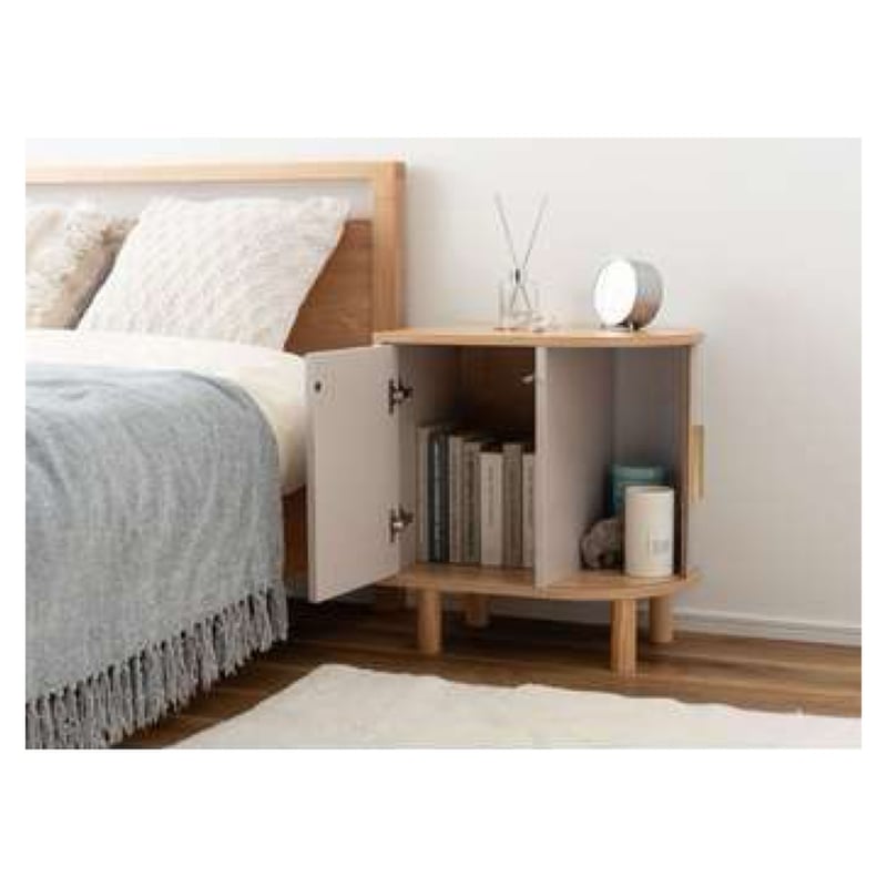 ARCH CABINET / 端正な佇まいのリブデザイン スライド式収納